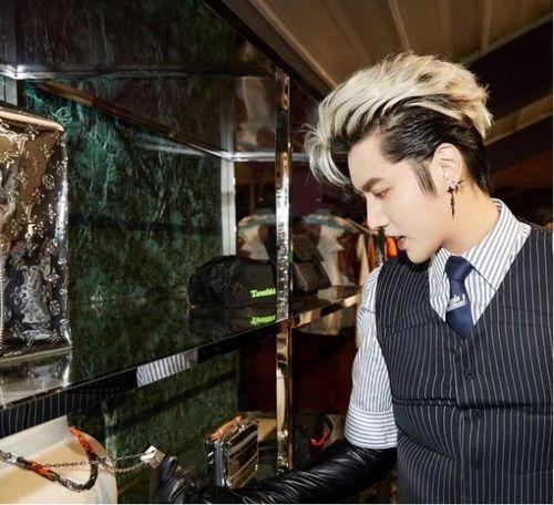 关于吴亦凡事件的爆料新闻,揭秘娱乐圈风波背后的真相与争议 第3张 关于吴亦凡事件的爆料新闻,揭秘娱乐圈风波背后的真相与争议 第3张